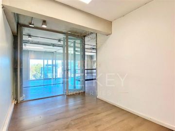 Oficina en Venta en Av. Del Parque - Av. Del Valle