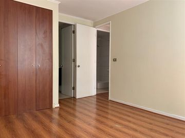 Departamento en venta de 2 dorm. Santiago, Metro Toesca