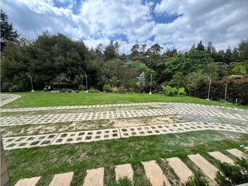 Venta casa campestre En Alto de las Palmas Envigado sector lemont