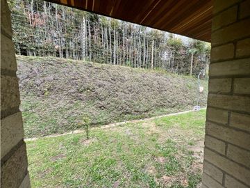 Venta casa campestre En Alto de las Palmas Envigado sector lemont