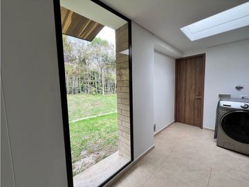 Venta casa campestre En Alto de las Palmas Envigado sector lemont
