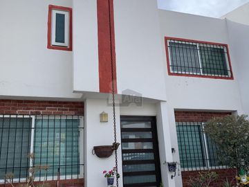 Casa en venta en Querétaro. Fraccionamiento Milenio III.