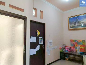 Rumah 2 Lantai Luas 99 di Candi Mendut Sukarno Hatta Malang