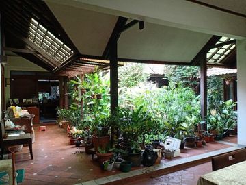 Di jual Murah Rumah di Benhil Bendungan hilir Tanah abang Jakarta pusat