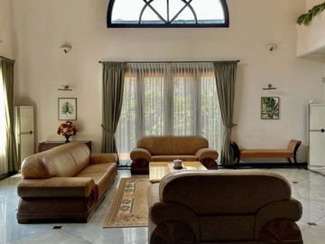 RUMAH LUAS MEGAH at Jl SIMPRUG GOLF, KEBAYORAN LAMA