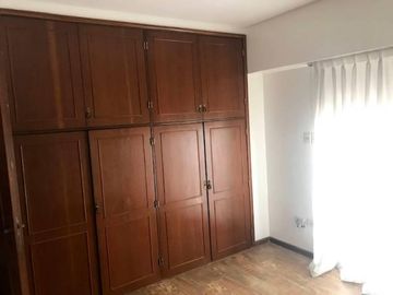 Rocha al 1600. PISO AL FRENTE DE 4 AMBIENTES