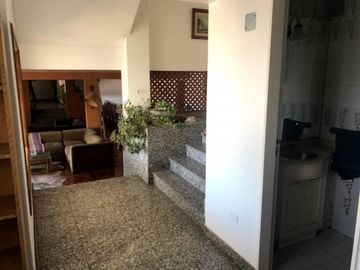 Rocha al 1600. PISO AL FRENTE DE 4 AMBIENTES