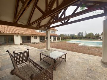 Casa en parcela en Venta de 6D/6B en Lonquen Sur Talagante