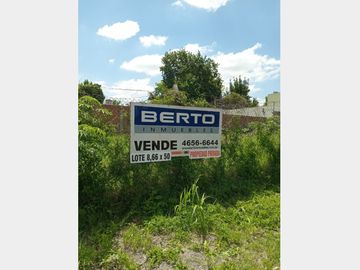 Lote en Venta Haedo / Moron (A004 4422)