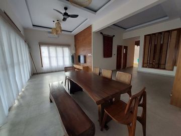 VILLA MEWAH DI KAWASAN CANDI BOROBUDUR FULLY FURNISHED DEKAT ARTIS