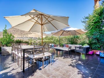 Maravillosa casa mediterránea en condominio en sector El Golf de Manquehue