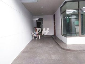 PH770 Townhouse For Sale In Scout Area At 32M