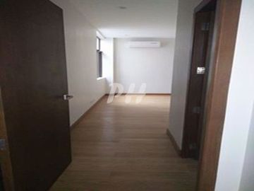 PH770 Townhouse For Sale In Scout Area At 32M