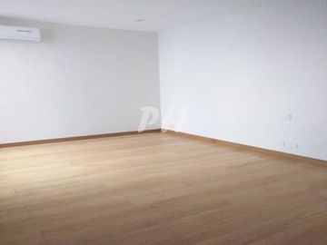PH770 Townhouse For Sale In Scout Area At 32M