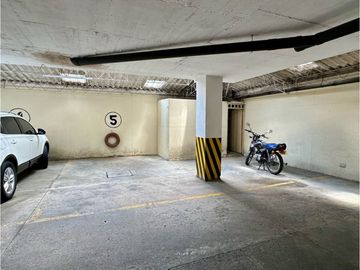 Apartamento en Pinares, 202 m2, 4 habitaciones con excelente ubicación