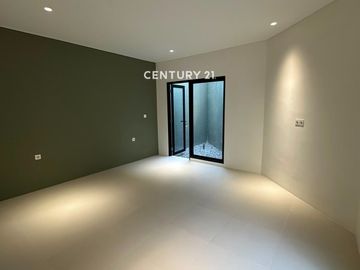 Rumah Modern Minimalis 1 Lantai Dalam Cluster Di BSD Bs 18897