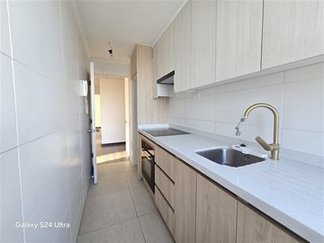 Departamento en arriendo Recoleta, 3D 2B y estacionamiento