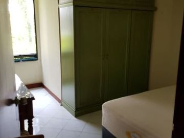 Dijual Apartemen Taman Anggrek Condominium 3 Bedroom