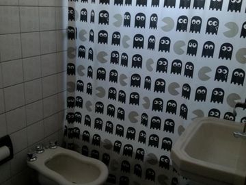 Excelente casa 5 ambientes con fondo, quincho y garaje