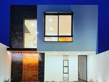 Venta de Casa de 4 habitaciones con acabados de Lujo al Norte de Colima