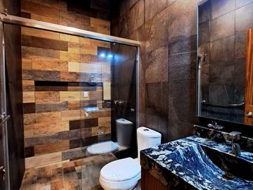 Venta de Casa de 4 habitaciones con acabados de Lujo al Norte de Colima