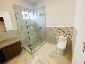 Casa en Fraccionamiento en Paraíso Country Club, Emiliano Zapata, Morelos CAEN-8