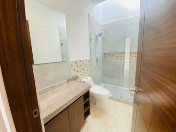 Casa en Fraccionamiento en Paraíso Country Club, Emiliano Zapata, Morelos CAEN-8