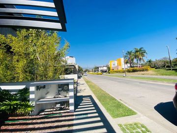 Casa en Fraccionamiento en Paraíso Country Club, Emiliano Zapata, Morelos CAEN-8