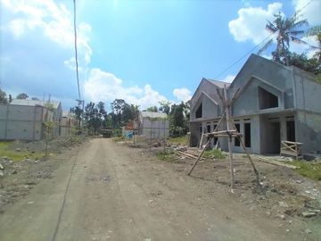 Rumah Cantik Minimalis Model Eropa Perum Elite Karta Kirana