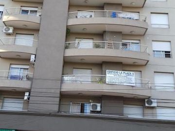 DEPARTAMENTO 2 AMB AMPLIO CASEROS CENTRO