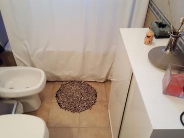 DEPARTAMENTO 2 AMB AMPLIO CASEROS CENTRO