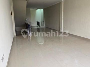 For Sale Cepat Ruko Green Lake City - 4 Lantai Lokasi Strategis