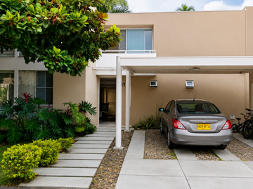 casa en venta en alfaguara. Cod V18311