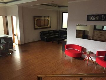 8 Bedroom House for sale