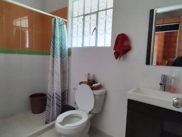 Amplia cabaña en venta