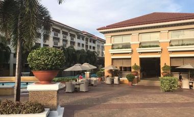 2 BEDROOM Condo with Balcony Near BGC Eastwood Ortigas SM Megamall C5
