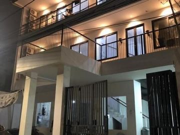 Rumah Kosan Fully Furnish Dengan 81 Kamar Tidur Dekat Kampus Trisakti