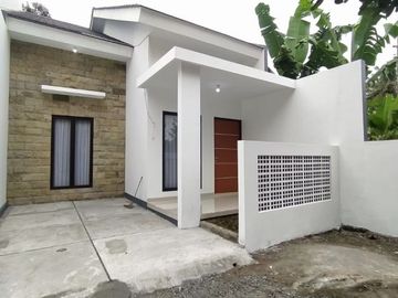 Rumah proses bangun desain modern hanya 400 jt-an di Sleman