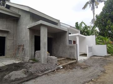 Rumah proses bangun desain modern hanya 400 jt-an di Sleman