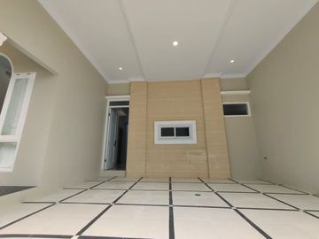 Modern house 2 lantai siap huni murah dkt tol sawangan,Depok