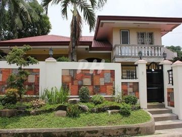 PH783 Classical House and Lot for Sale in Novaliches QC