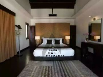 Beachfront Villa Di Pinggir Tebing Pantai Pecatu