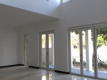 MEWAH Diamond Hill Citraland Rumah 2 Lantai