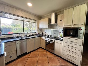 Casa en arriendo de 5 dorm. en Talca