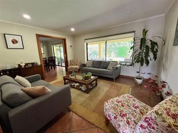 Casa en arriendo de 5 dorm. en Talca