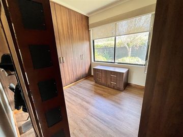 Casa en arriendo de 5 dorm. en Talca