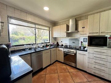 Casa en arriendo de 5 dorm. en Talca