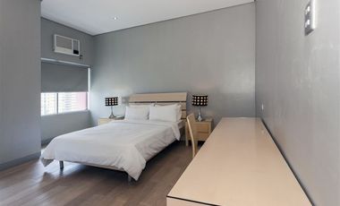 3 Bedroom unit Luxe Residences For Rent