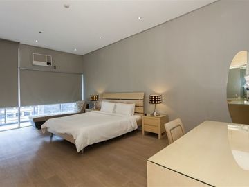 3 Bedroom unit Luxe Residences For Rent