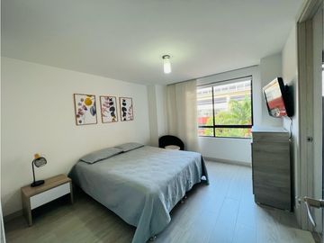 Apartamento Amoblado Cerca Al Centro Comercial Santafe